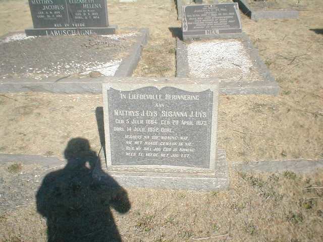 UYS Matthys J. 1864-1952 &amp; Susanna J. 1879-