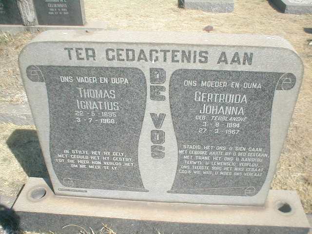 VOS Thomas Ignatius, de 1895-1968 &amp; Gertruida Johanna TERBLANCHE 1894-1967