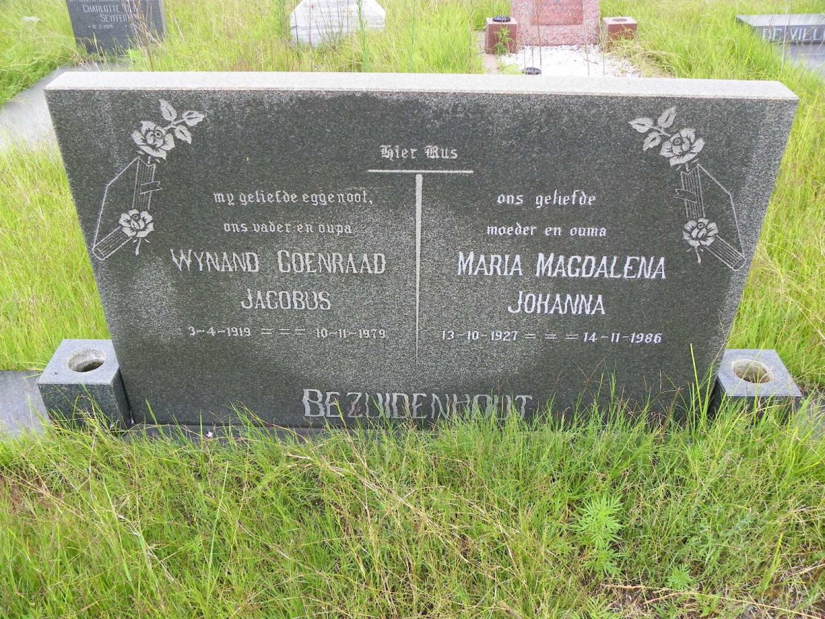 BEZUIDENHOUT Wynand Coenraad Jacobus 1919-1979 &amp; Maria Magdalena Johanna 1927-1986