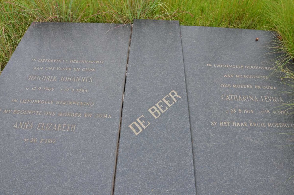 BEER Hendrik Johannes, de 1909-1984 :: DE BEER Anna Elizabeth 1912- :: DE BEER Catharina Levina 1914-1983