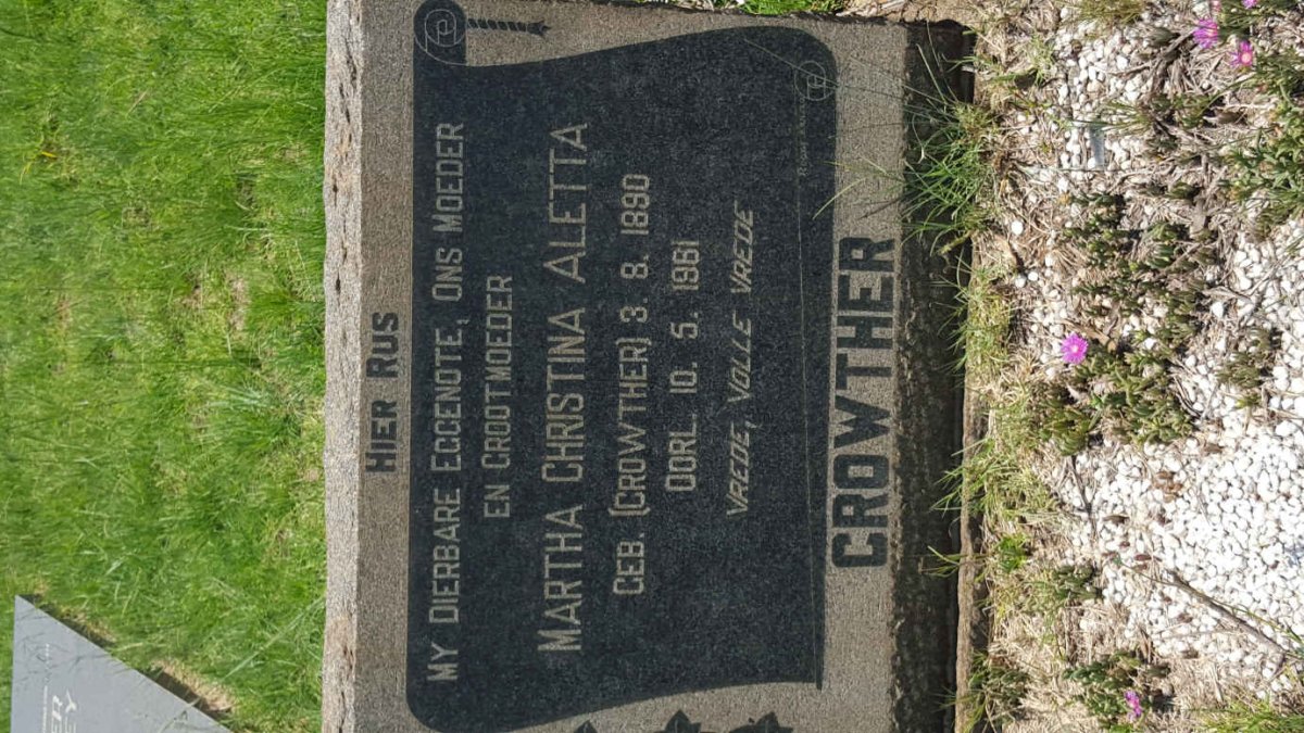 CROWTHER Robert Frederick 1883-1969 &amp; Martha Christina Aletta CROWTHER 1890-1961