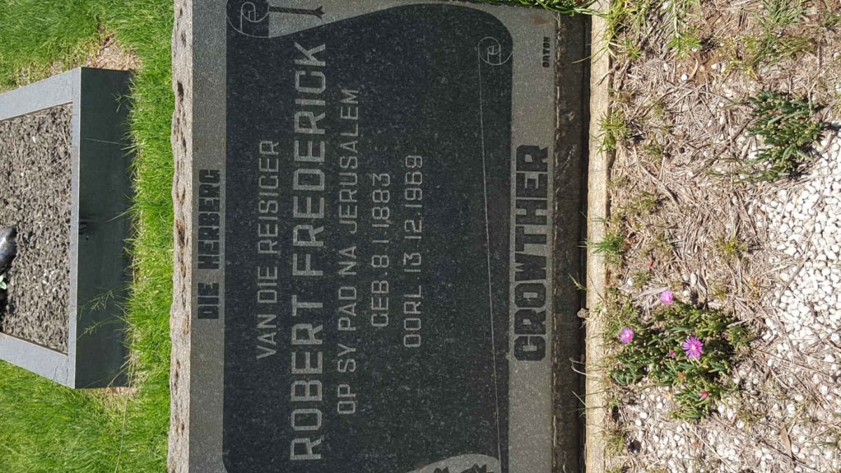 CROWTHER Robert Frederick 1883-1969 &amp; Martha Christina Aletta CROWTHER 1890-1961