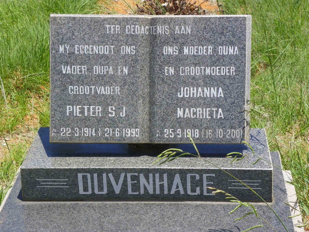 DUVENHAGE Pieter S.J. 1914-1993 &amp; Johanna Magrieta 1918-2001