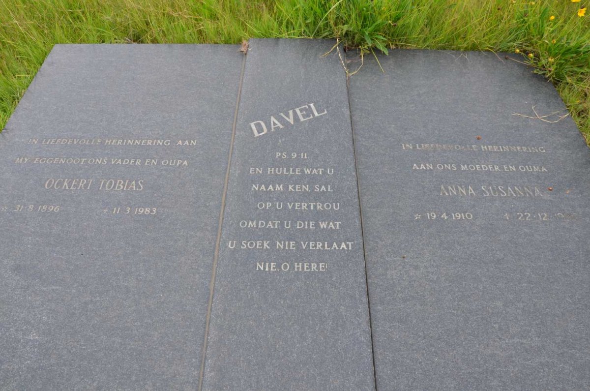DAVEL Ockert Tobias 1896-1983 &amp; Anna Susanna 1910-1995