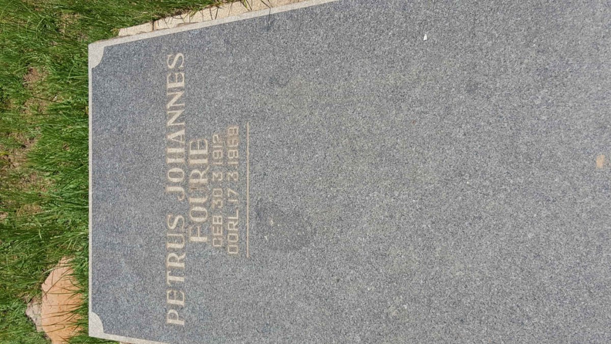 FOURIE Petrus Johannes 1912-1968