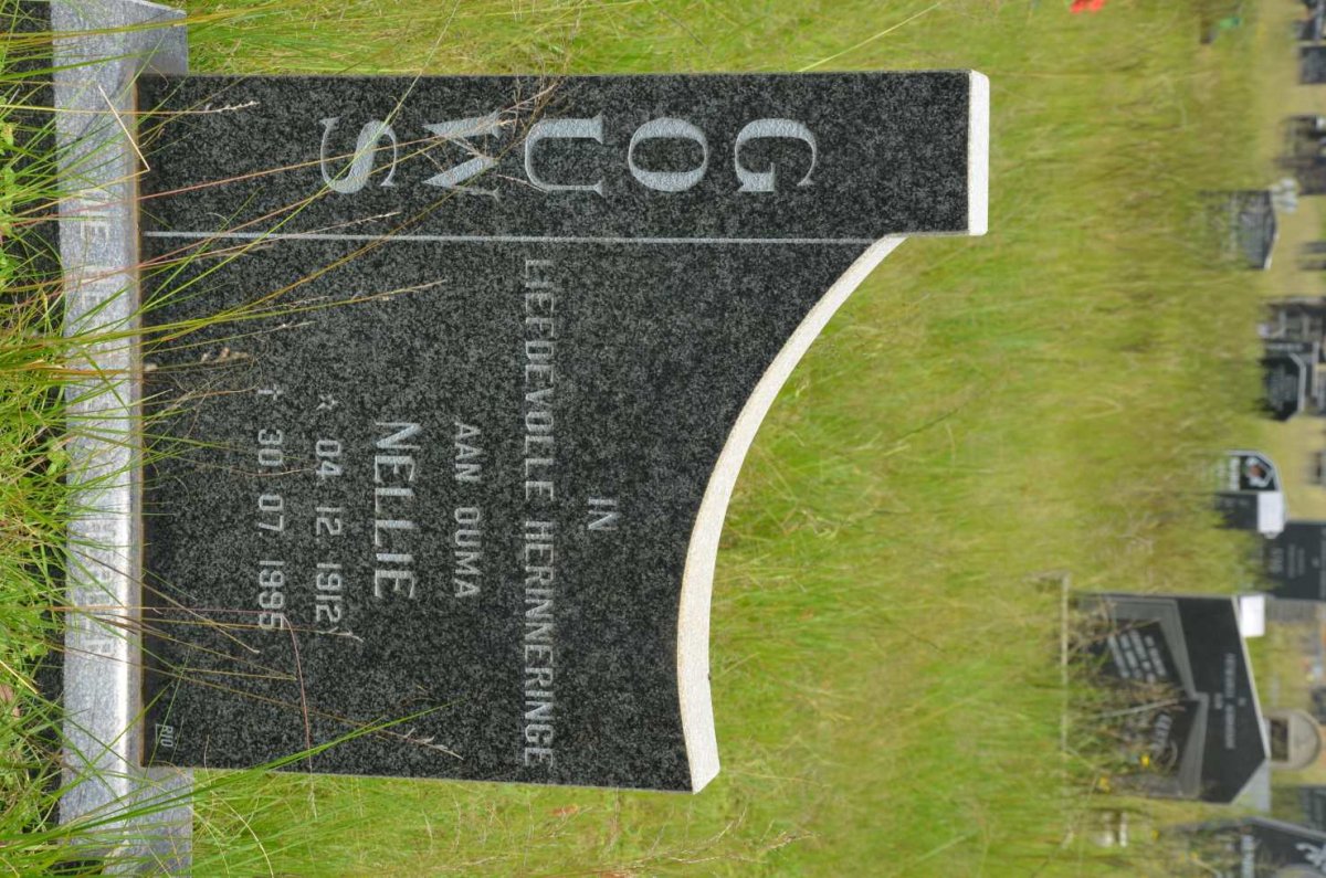 GOUWS Nellie 1912-1995