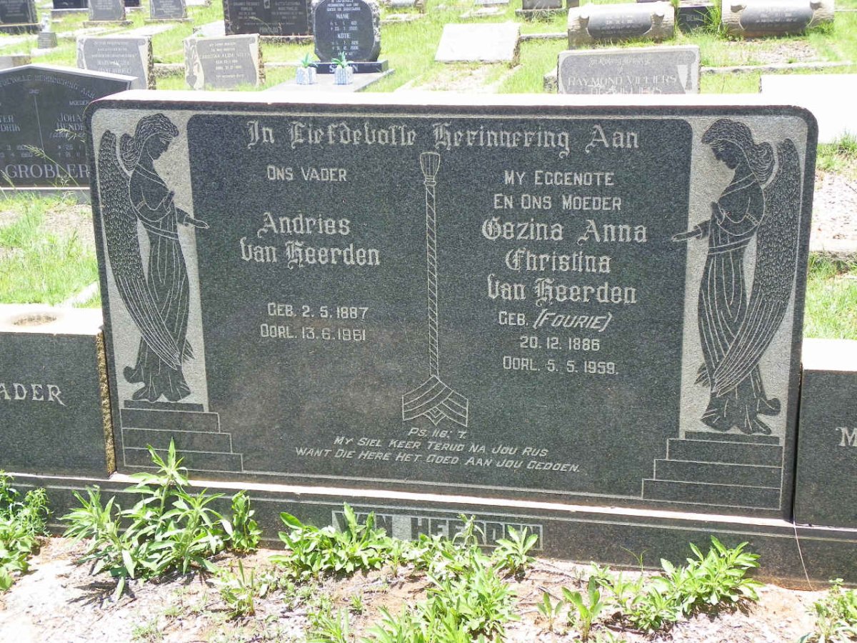 HEERDEN Andries, van 1887-1961 &amp; Gezina Anna Christina FOURIE 1886-1959
