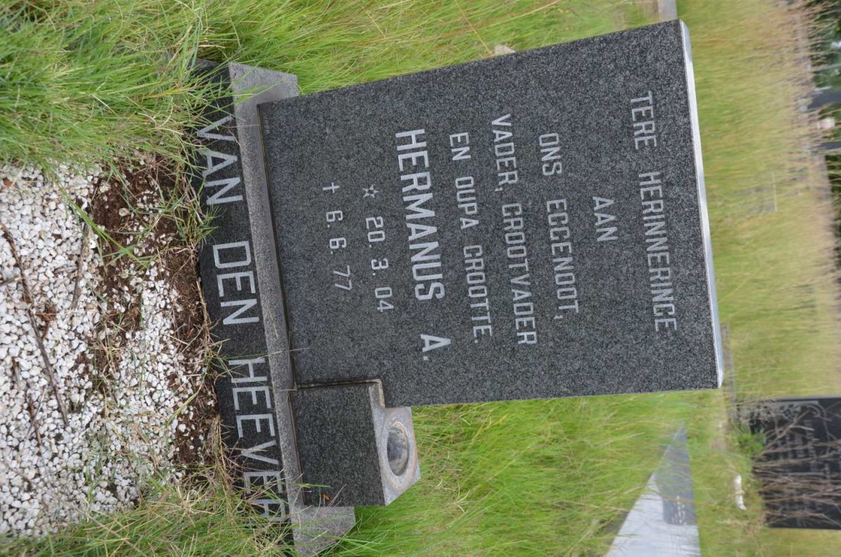 HEEVER Hermanus A., van den 1904-1977