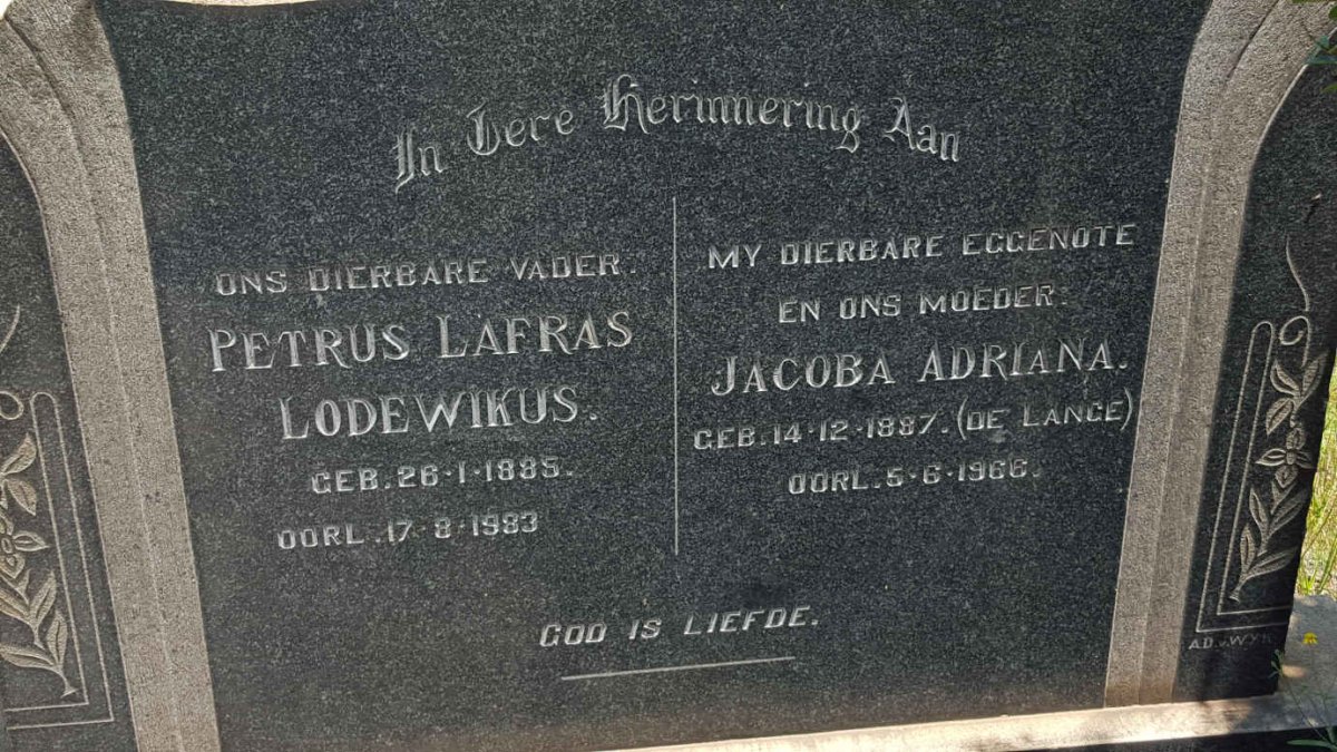 KUNZ Petrus Lafras Lodewikus 1885-1983 &amp; Jacoba Adriana DE LANGE 1887-1966