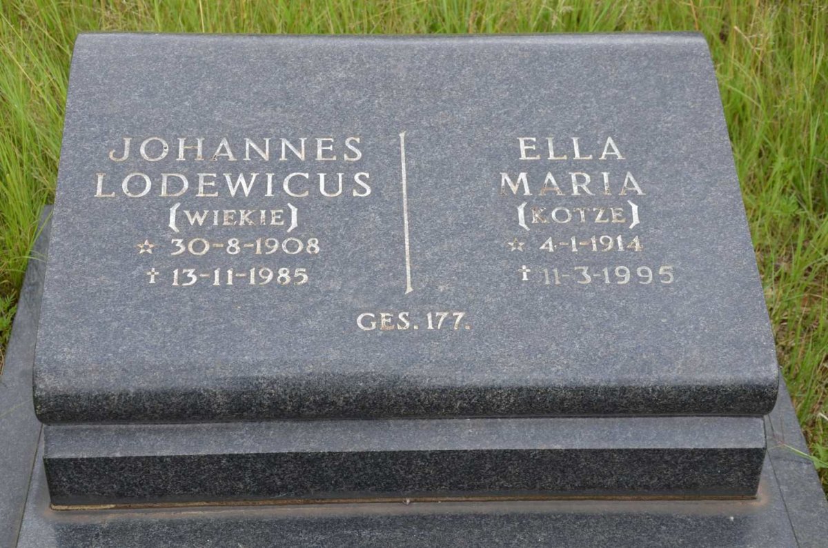 MERWE Johannes Lodewicus, van der 1908-1985 &amp; Ella Maria KOTZE 1914-1995
