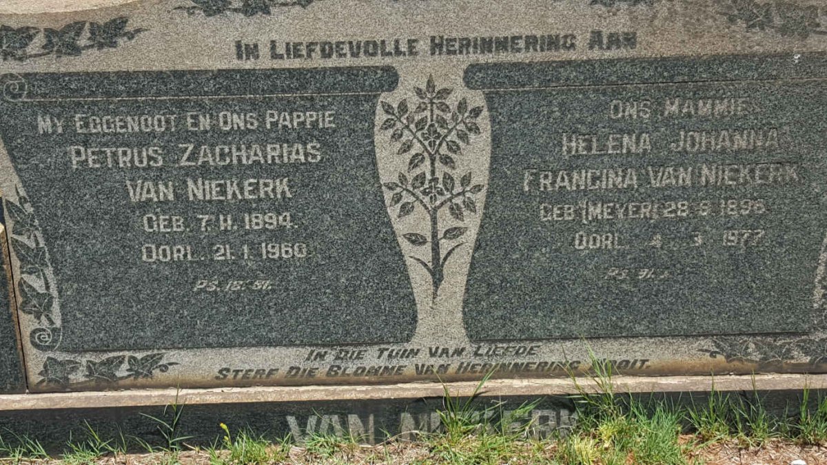 NIEKERK Petrus Zacharias, van 1894-1960 &amp; Helena Johanna Francina MEYER 189?-1977