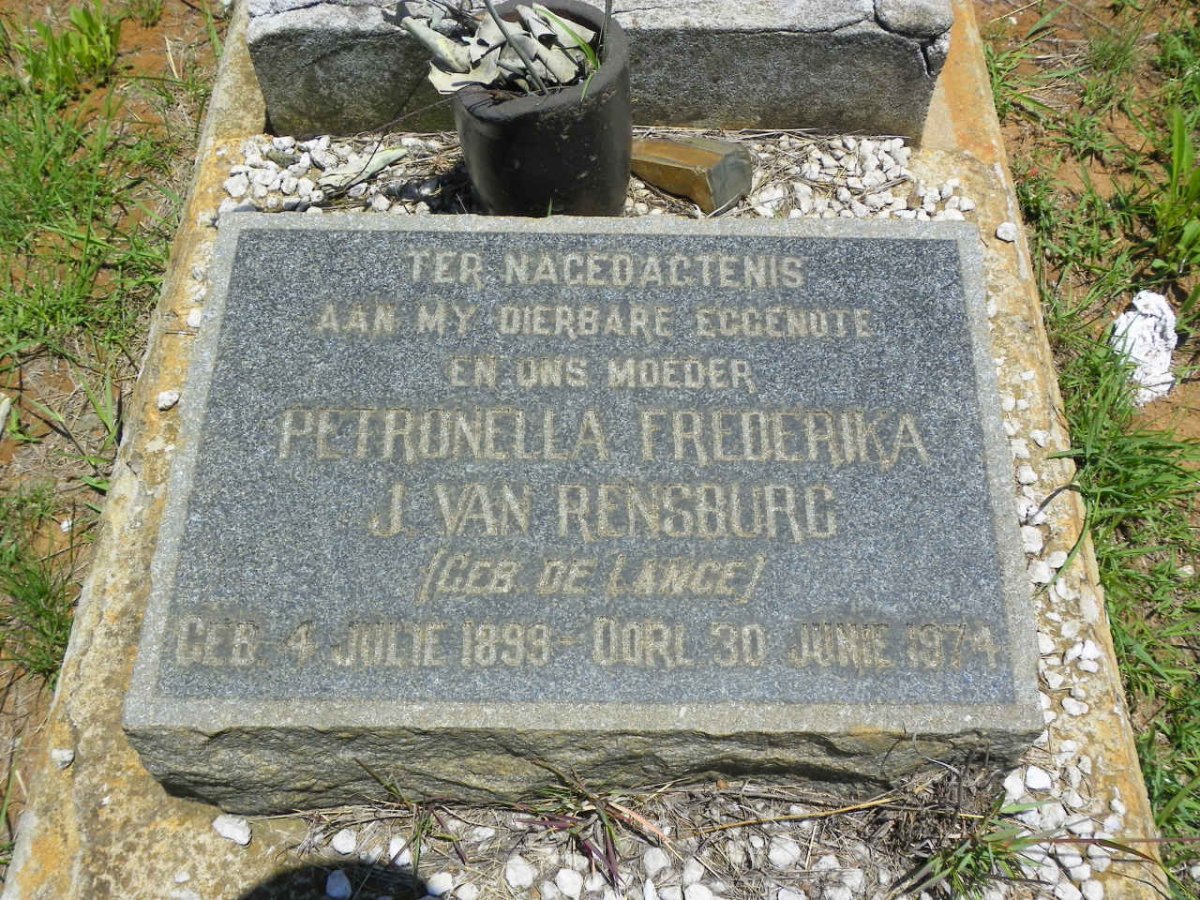 RENSBURG Petronella Frederika, J. van nee DE LANGE 1899-1974