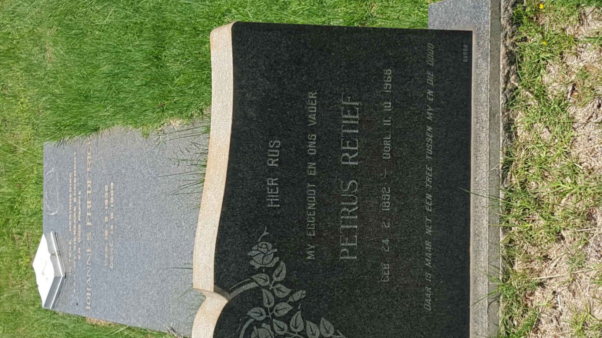 RETIEF Petrus 1892-1968 &amp; Dovina Johanna Jacoba 1904-1992