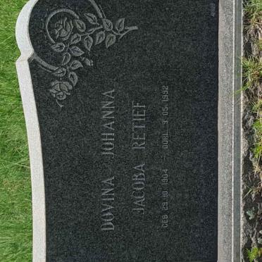 RETIEF Petrus 1892-1968 &amp; Dovina Johanna Jacoba 1904-1992