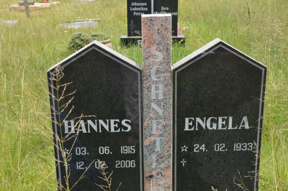 SCHNETLER Hannes 1915-2006 &amp; Engela 1933-