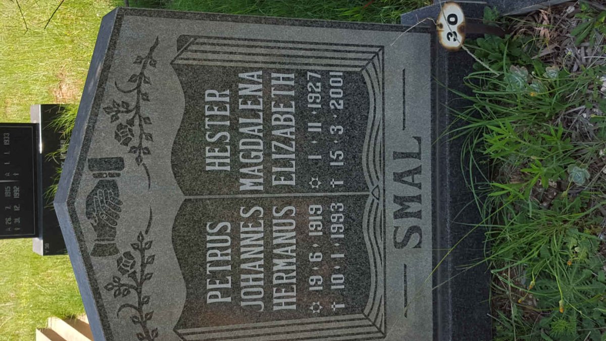 SMAL Petrus Johannes Hermanus 1919-1993 &amp; Hester Magdalena Elizabeth 1927-2001