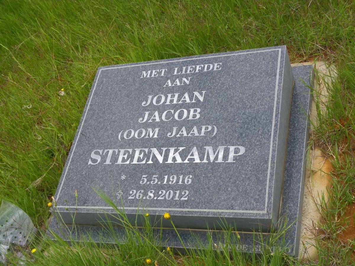 STEENKAMP Johan Jacob 1916-2012