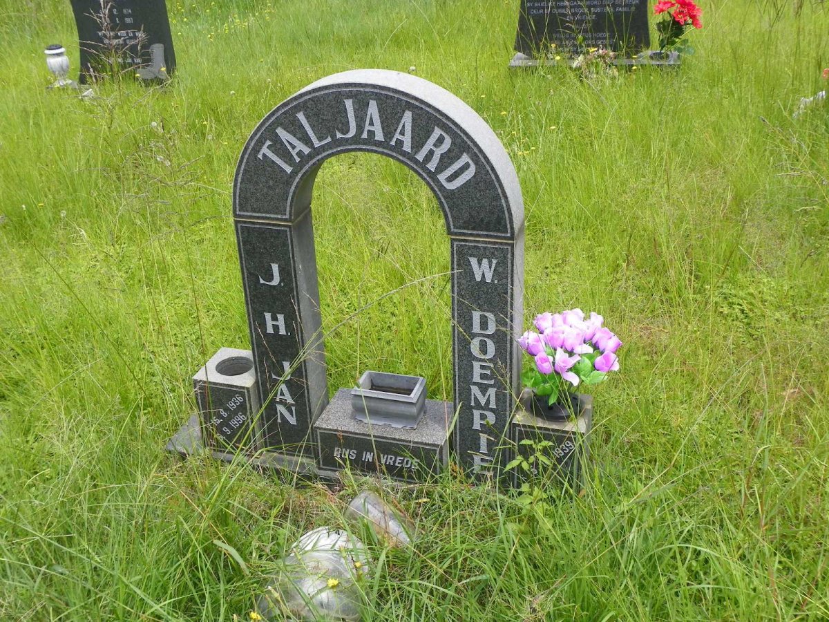 TALJAARD J.H. 1936-1996 &amp; W. 1939-2012