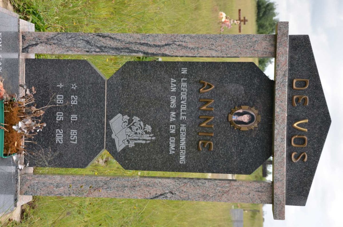 VOS Annie, de 1957-2012
