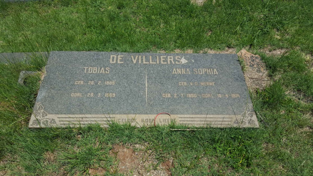 VILLIERS Tobias, de 1885-1969 &amp; Anna Sophia V.D. MERWE 1890-1971