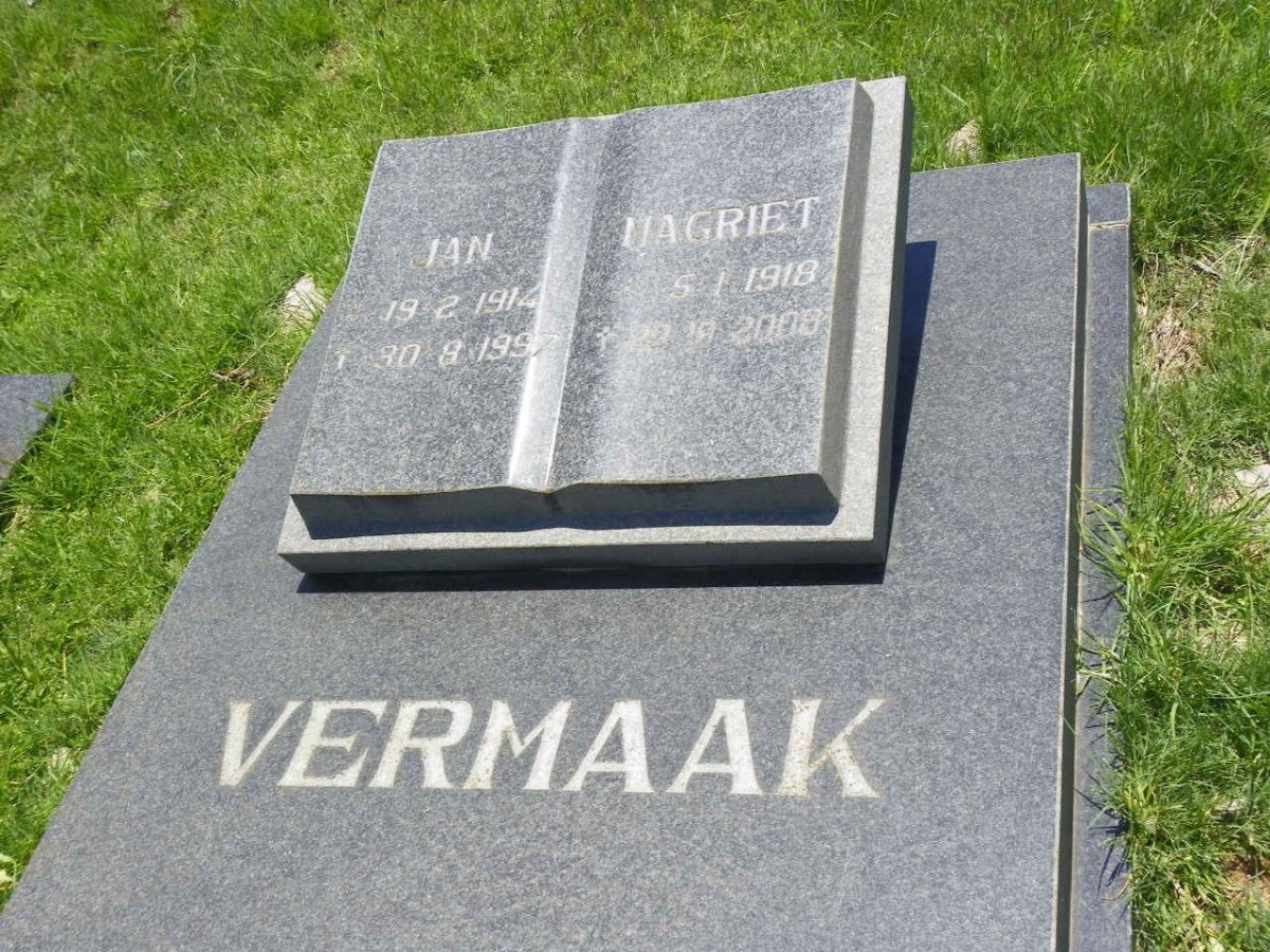 VERMAAK Jan 1914-1997 &amp; Magriet 1918-2008