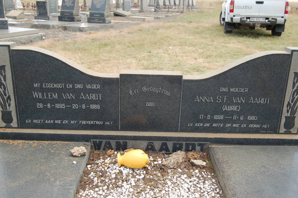 AARDT Willem, van 1895-1969 &amp; Anna S.F. 1898-1980