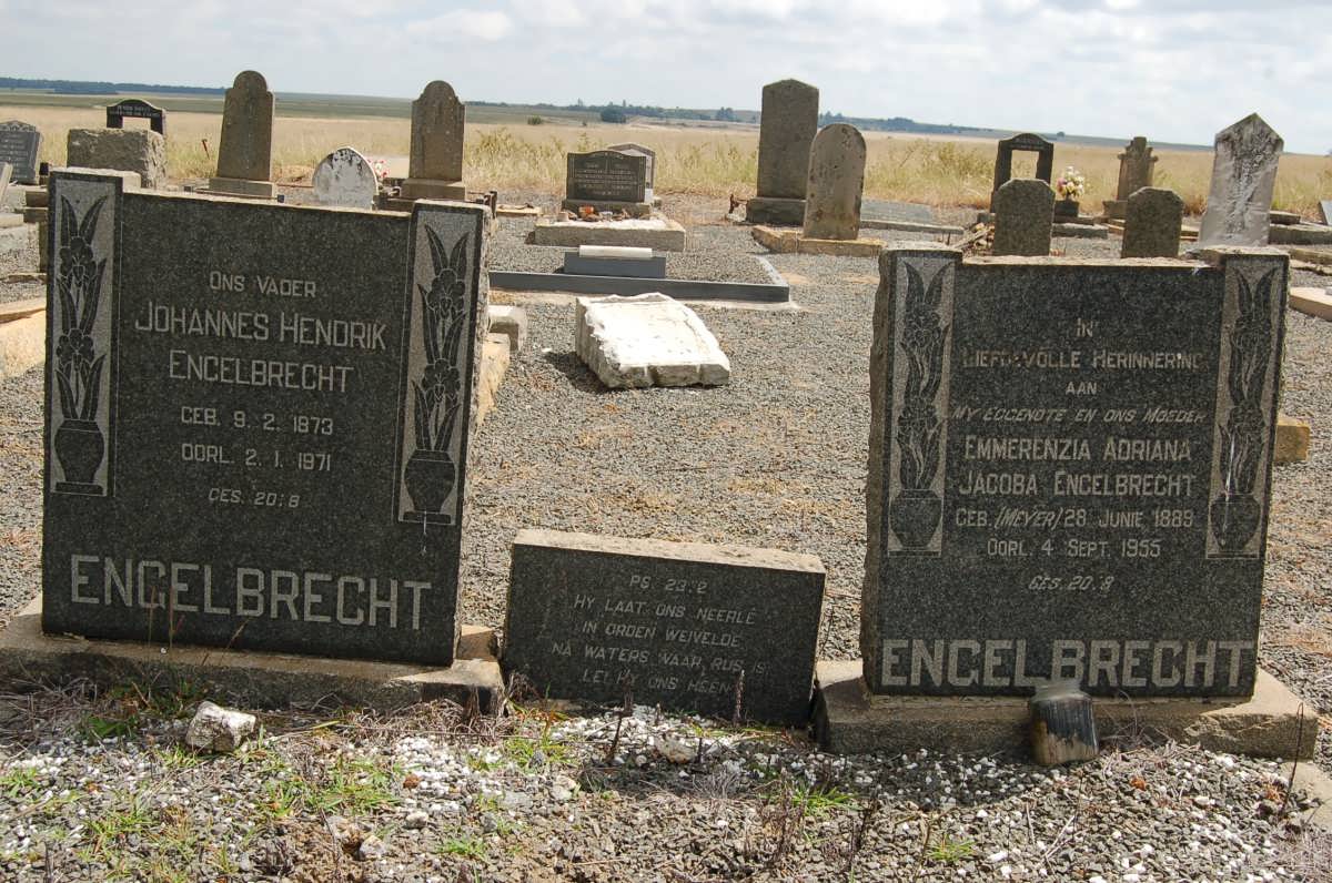 ENGELBRECHT Johannes Hendrik 1873-1971 &amp; Emmerenzia Adriana Jacoba MEYER 1889-1955