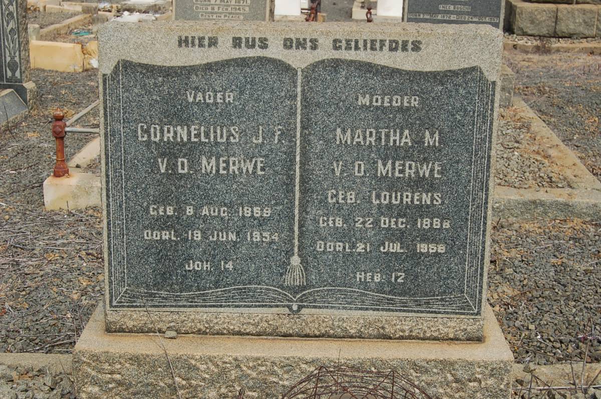 MERWE Cornelius J.F., van der 1869-1954 &amp; Martha M. LOURENS 1886-1958