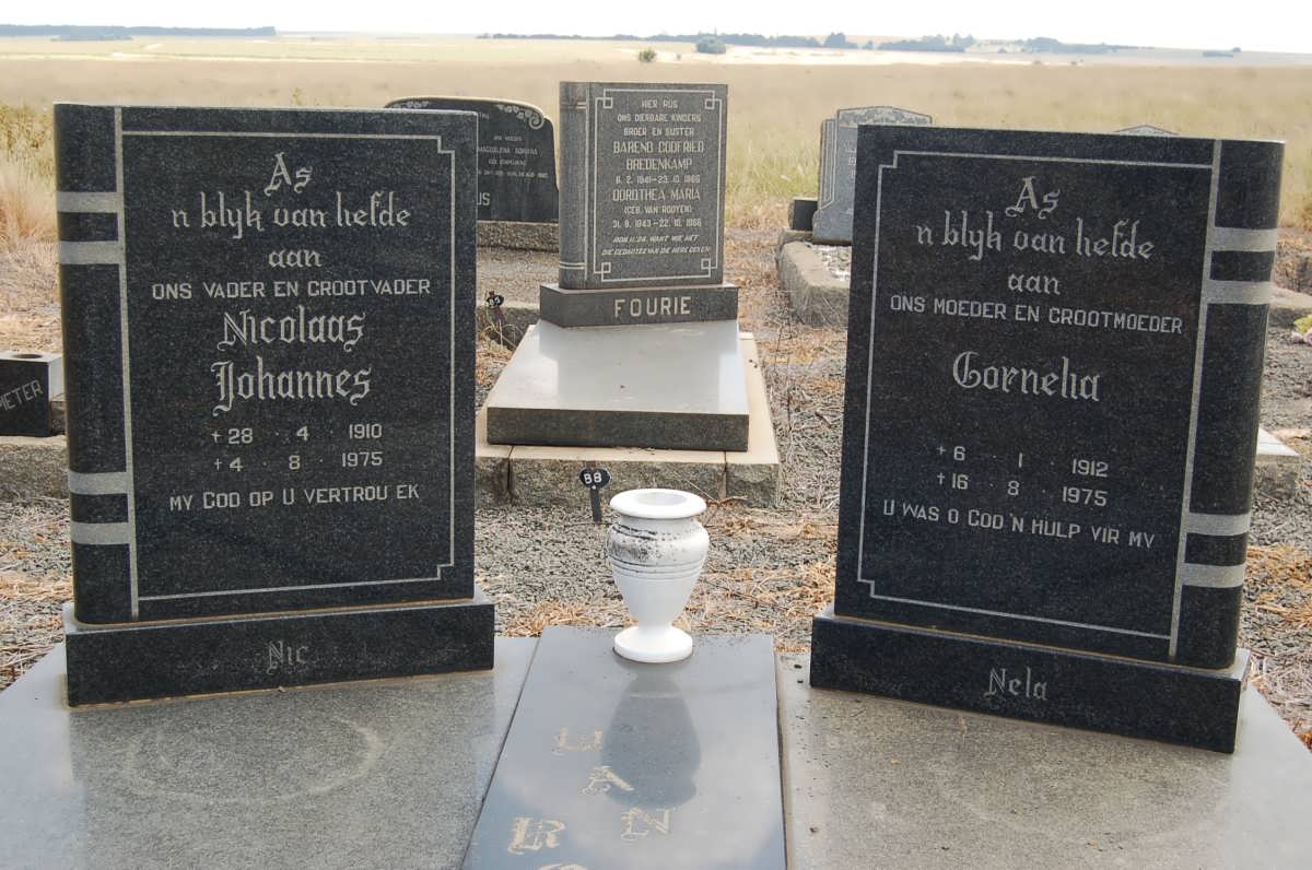 ?? Nicolaas Johannes 1910-1975 &amp; Cornelia 1912-1975