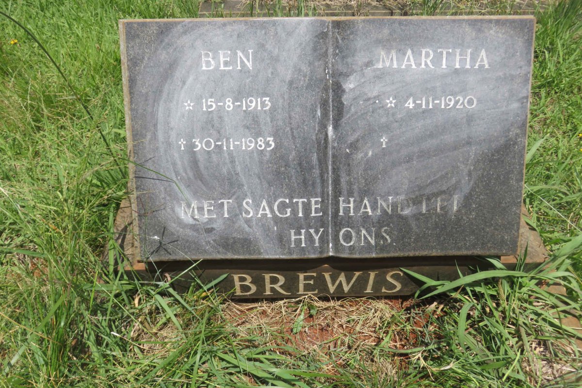BREWIS Ben 1913-1983 &amp; Martha 1920-