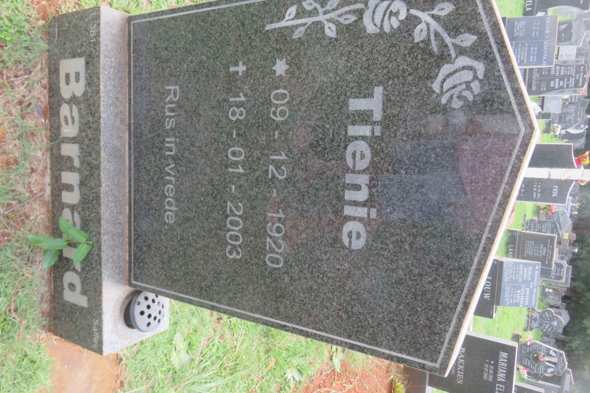 BARNARD Tienie 1920-2003