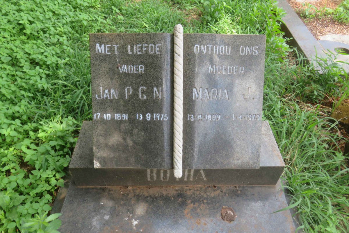 BOTHA Jan P.G.N. 1891-1975 &amp; Maria J. 1899-1973