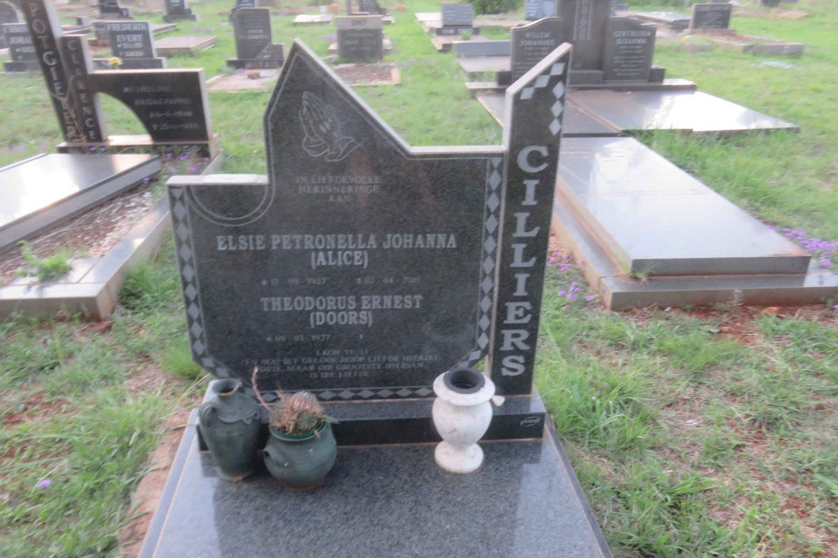 CILLIERS Theodorus Ernest 1927- &amp; Elsie Petronella Johanna 1927-????