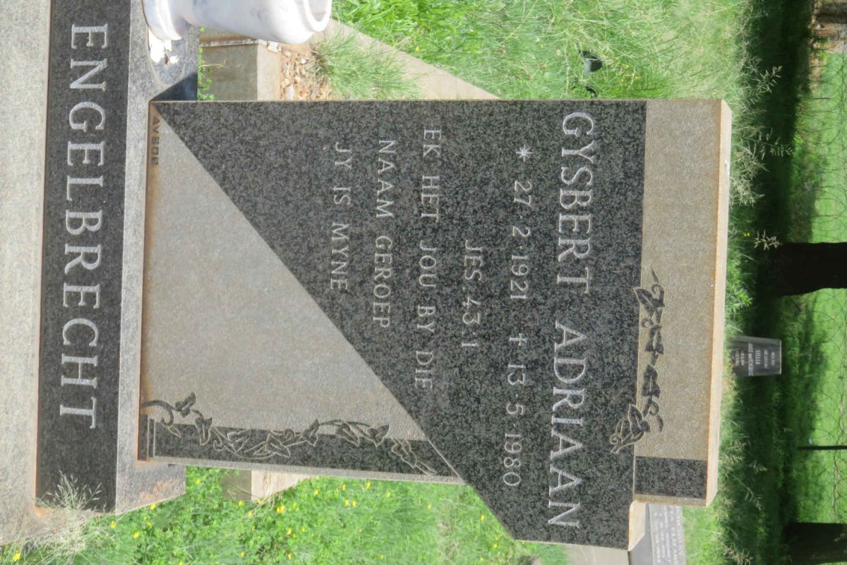 ENGELBRECHT Gysbert Adriaan 1921-1980 & Elsie Johanna PIENAAR 1920-2001 _1
