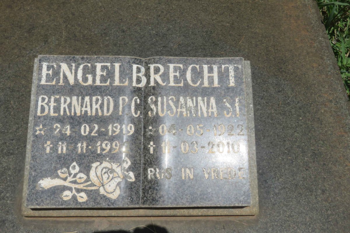 ENGELBRECHT Bernard P.C. 1919-1992 &amp; Susanna S.I. 1922-2010