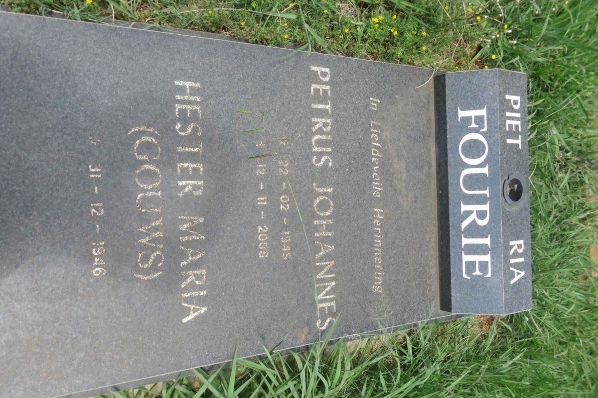 FOURIE Petrus Johannes 1945-2008 &amp; Hester Maria GOUWS 1946-