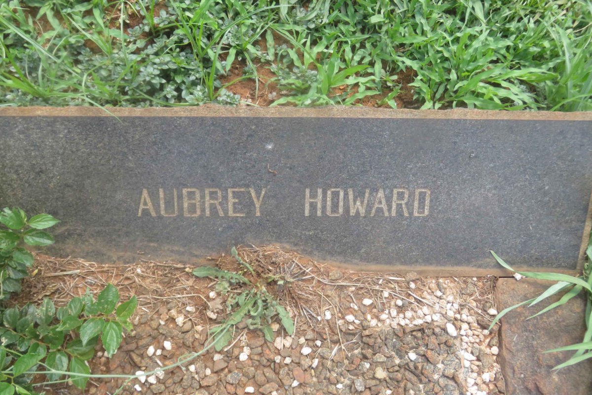 HOWARD Aubrey