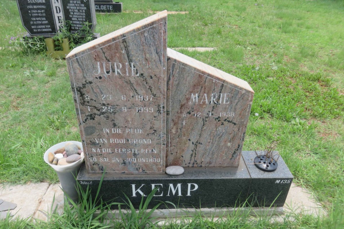 KEMP Jurie 1937-1999 &amp; Marie 1938-