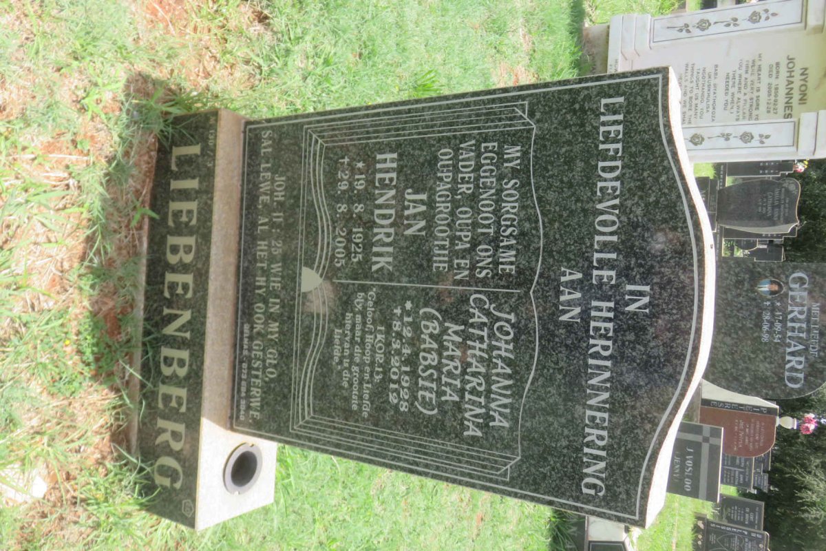 LIEBENBERG Jan Hendrik 1925-2005 &amp; Johanna Catharina Maria 1928-2012