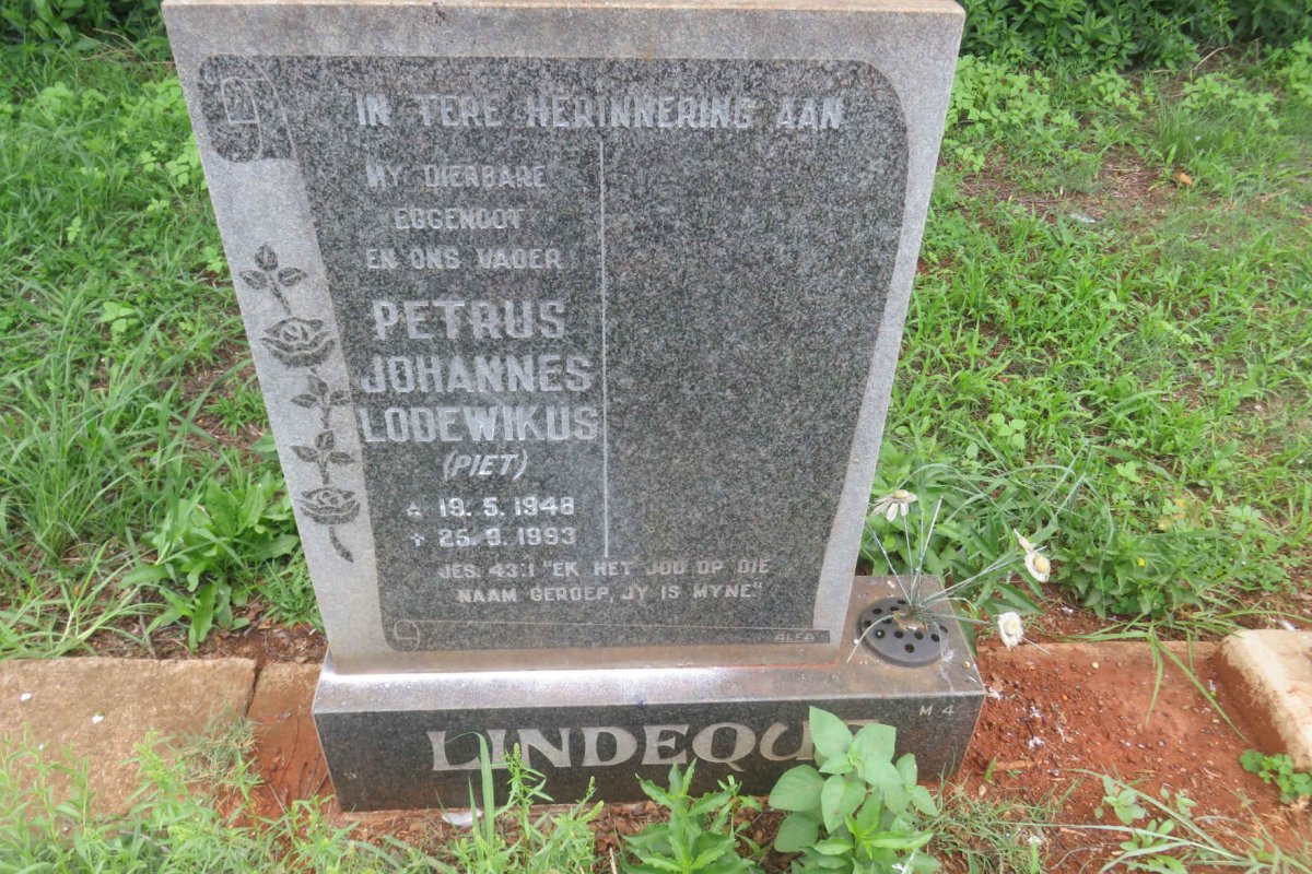 LINDEQUE Petrus Johannes Lodewikus 1948-1993