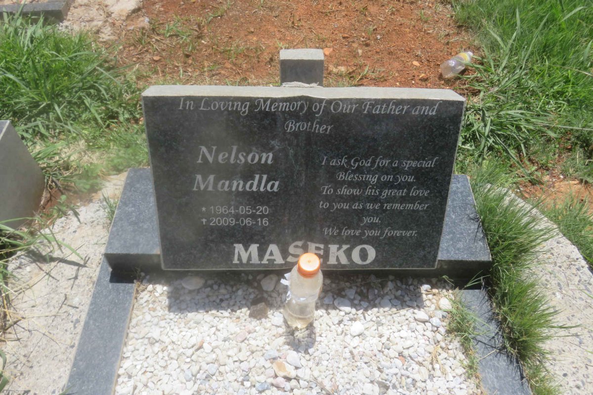 MASEKO Nelson Mandla 1964-2009