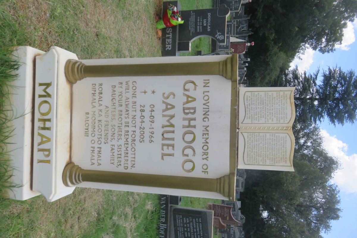 MOHAPI Gabhogo Samuel 1966-2005