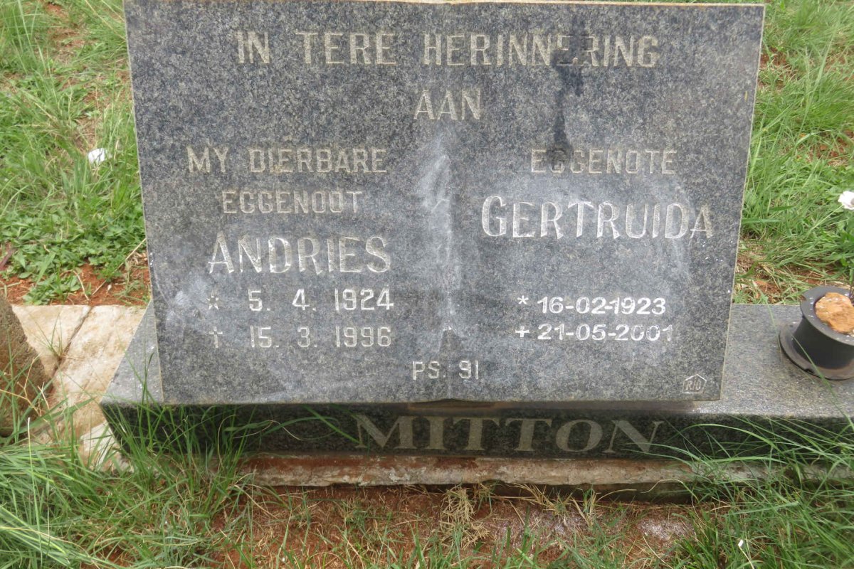 MITTON Andries 1924-1996 &amp; Gertruida 1923-2001