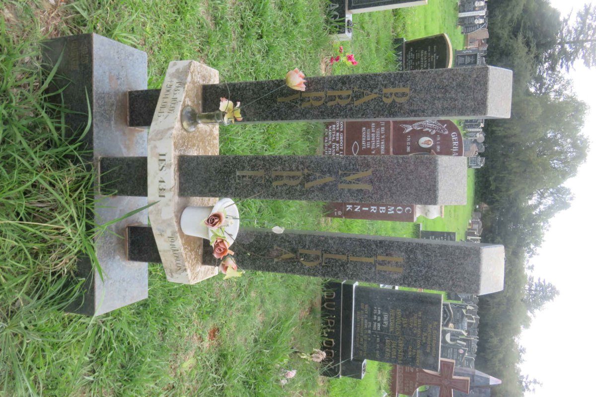 MARE Barry 1935-2004 &amp; Hilda 1940-