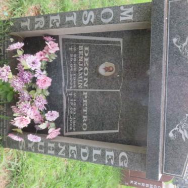 MOSTERT Deon Benjamin 1955-2004 :: GELDENHUYS Petro 1959-2014