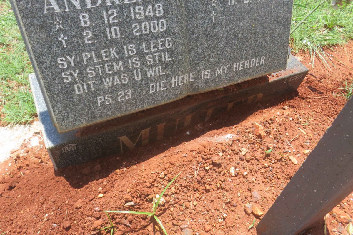 MULLER Cornelius Johannes Andreas 1948-2000 &amp; Anita 1960-