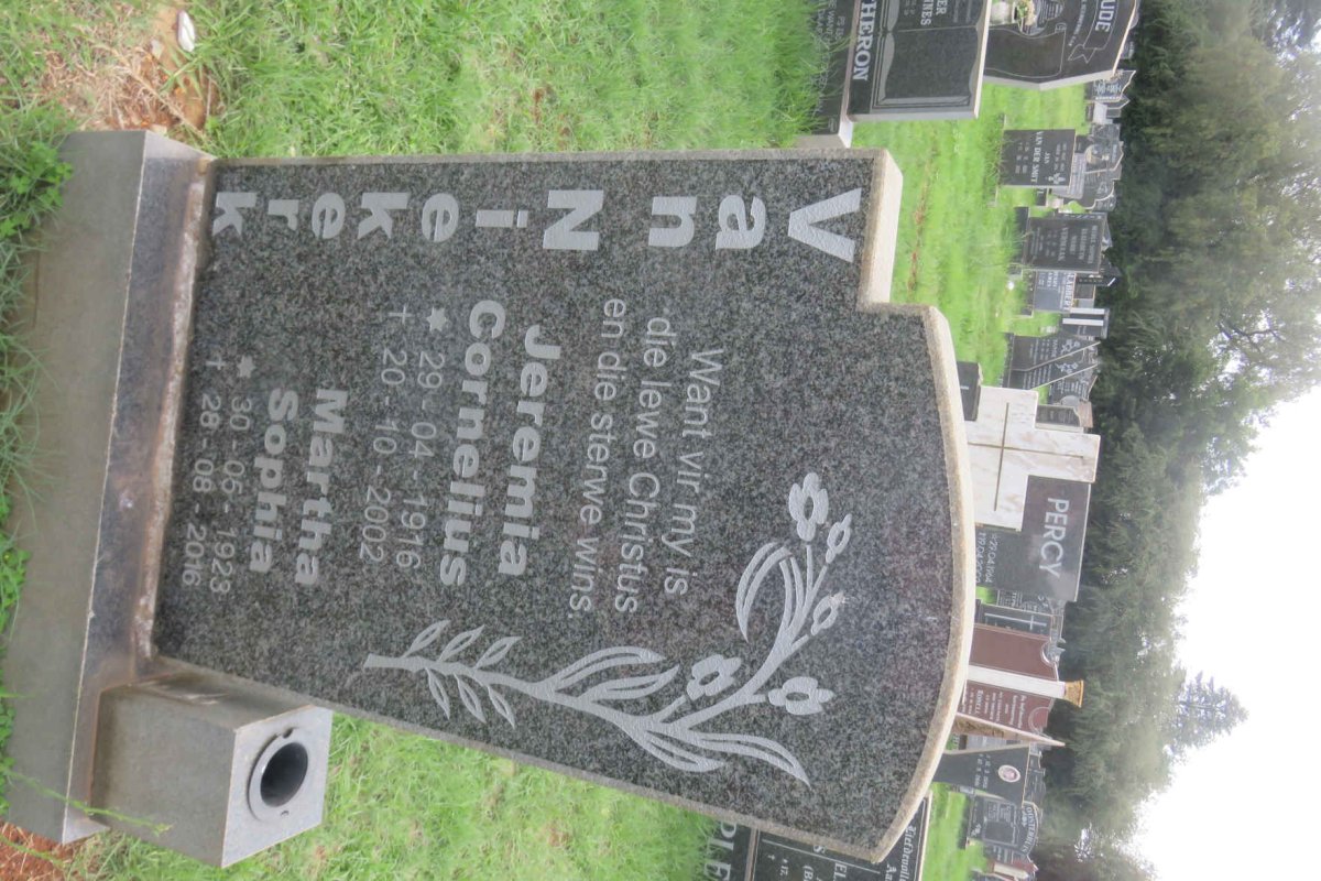 NIEKERK Jeremia Cornelius, van 1916-2002 &amp; Martha Sophia 1923-2016