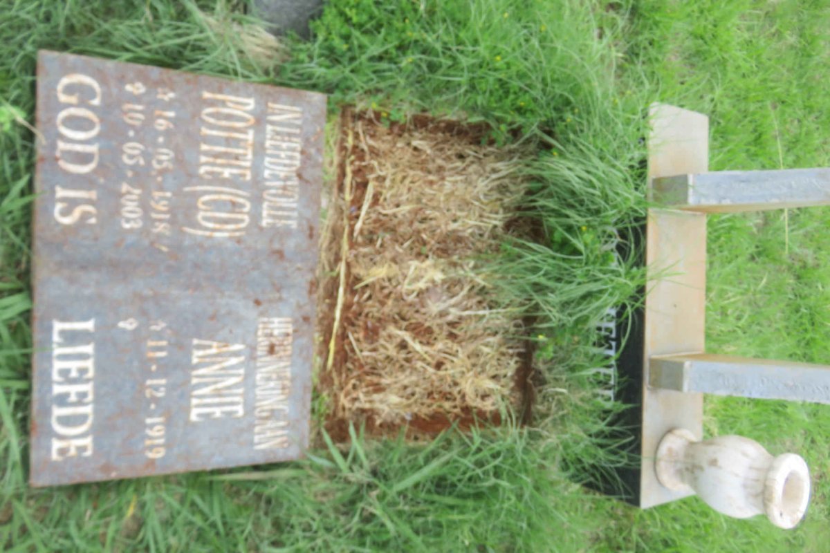 POTGIETER C.D. 1918-2003 & Annie 1919-