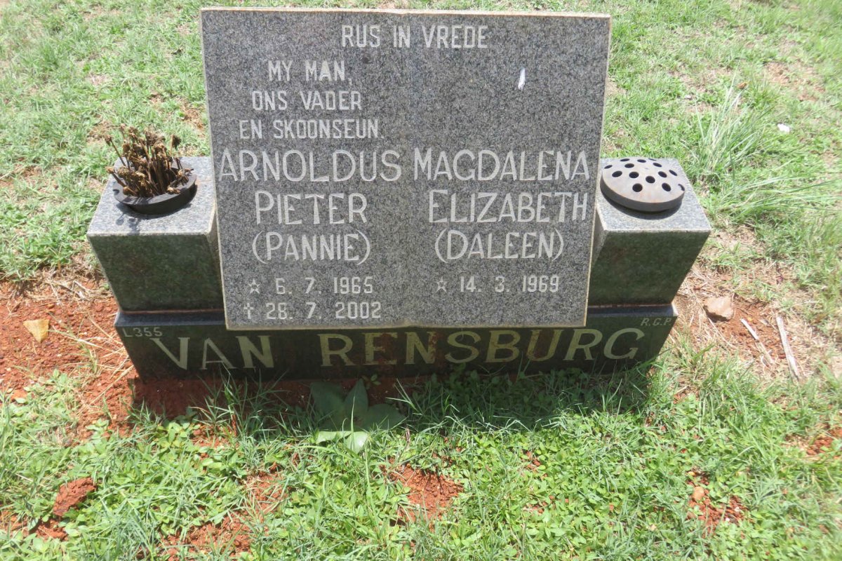 RENSBURG Arnoldus Pieter, van 1965-2002 &amp; Magdalena Elizabeth 1969-