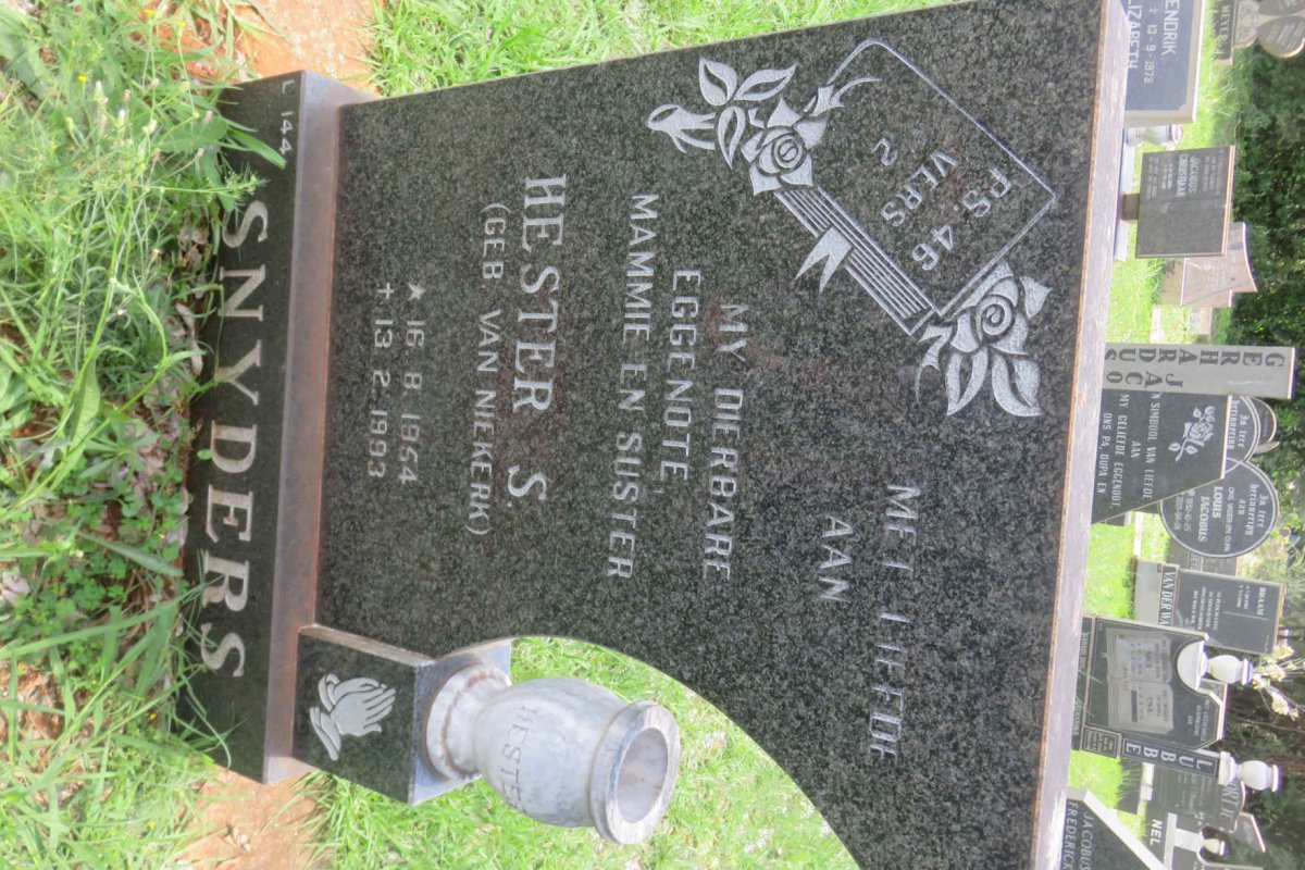SNYDERS Hester S. nee VAN NIEKERK 1954-1993